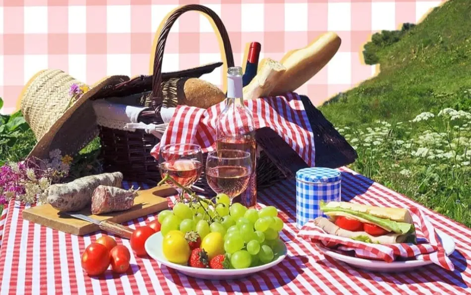Picnic con i Cuccioli di Golden Retriever - immagine 4