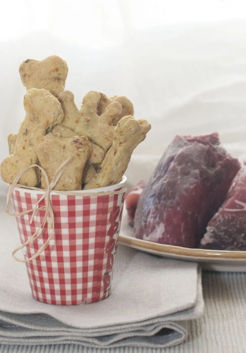 BISCOTTI ARTIGIANALI Carne e Curcuma - immagine 2
